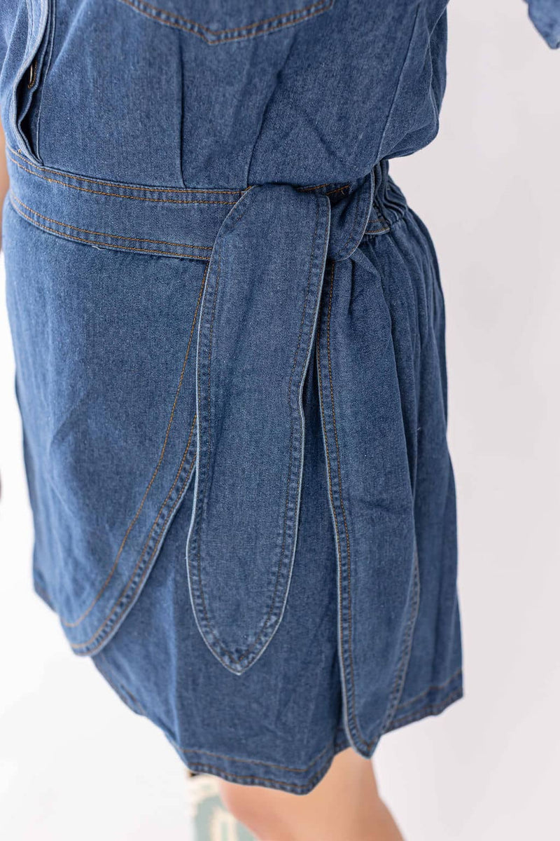 Weaving Color denim dress with a tied waist belt and detailed stitching on blue fabric